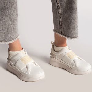 WOMENS UGG NEUTRA SNEAKER COCONUT MILK SLIP ON